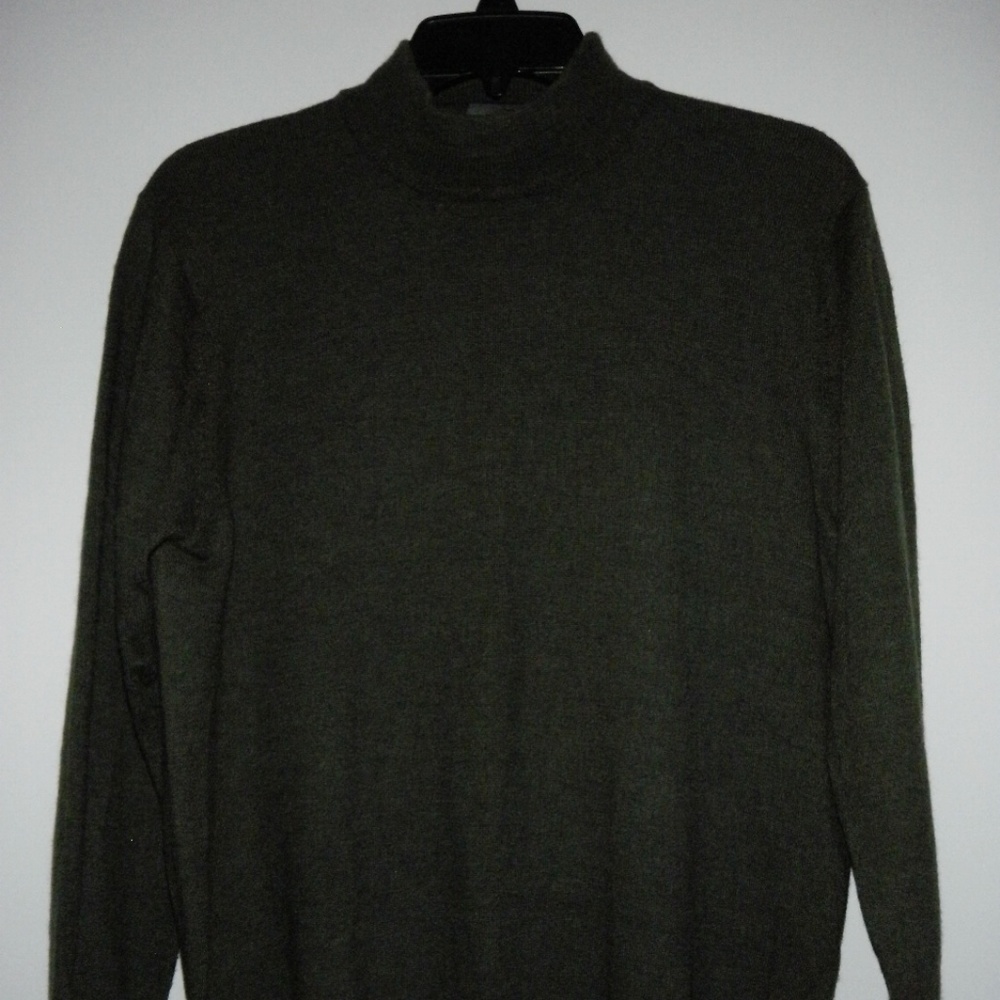 Mercer Street Studio wool mock sweater M